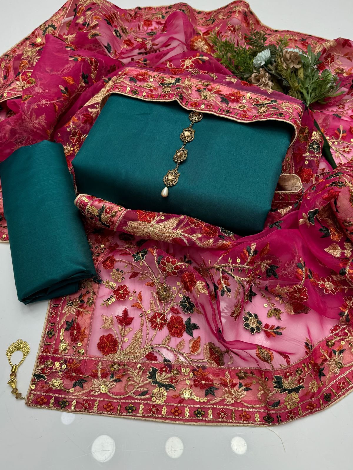 Fancy Qatan Silk With Organza Heavy Dupatta 3pc Dress - Image 5