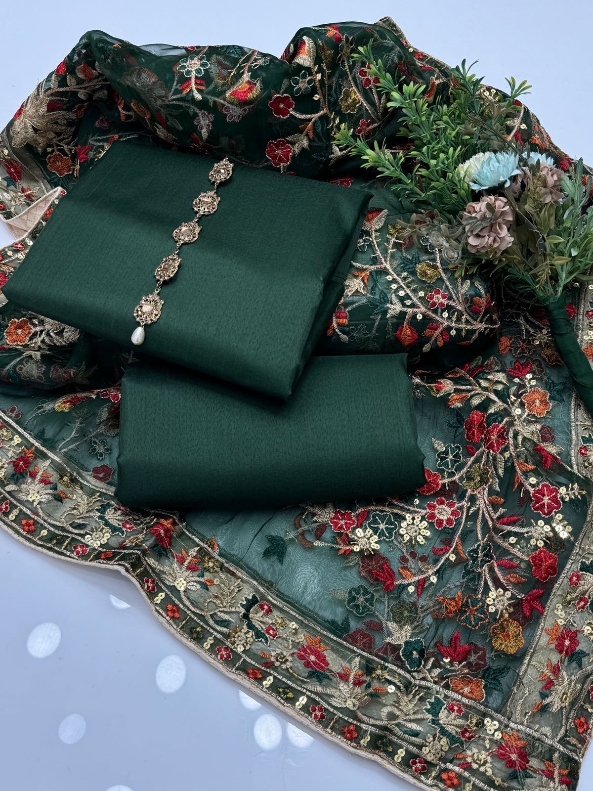 Fancy Qatan Silk With Organza Heavy Dupatta 3pc Dress - Image 2